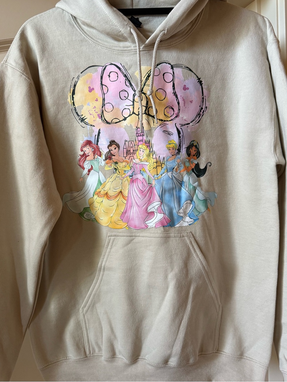 Disney Woman’s Heavy Blend Hooded Princess’s Sz S Relaxed Cream Pullover Hoodie,
